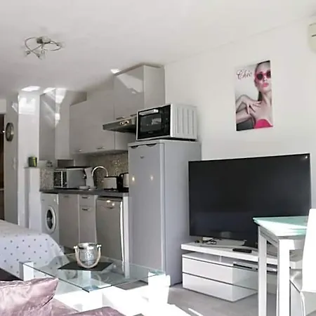 Apartment 518, Port Soleil Au Village Naturiste *